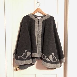 Alice V wool zippered cape.
